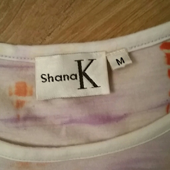 Short-sleeved Top - Picture 3 of 3