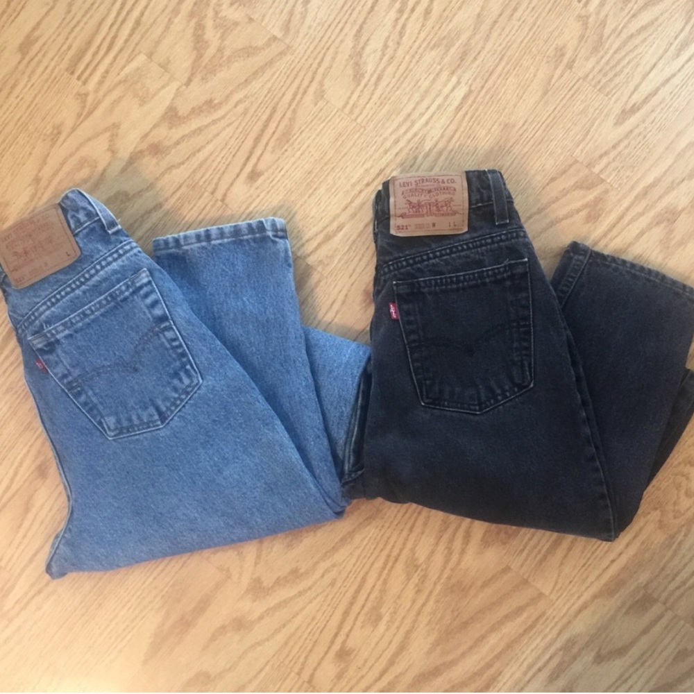 Levi's