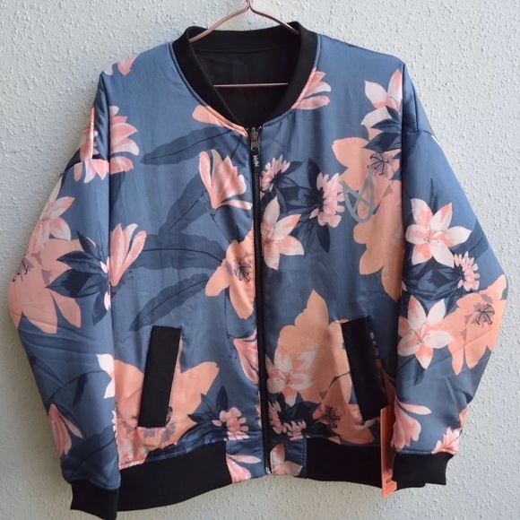 MINKPINK Midnight Romance Floral bomber jacket - Picture 5 of 8