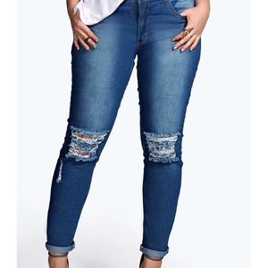Plus Ripped Knee Skinny Jean