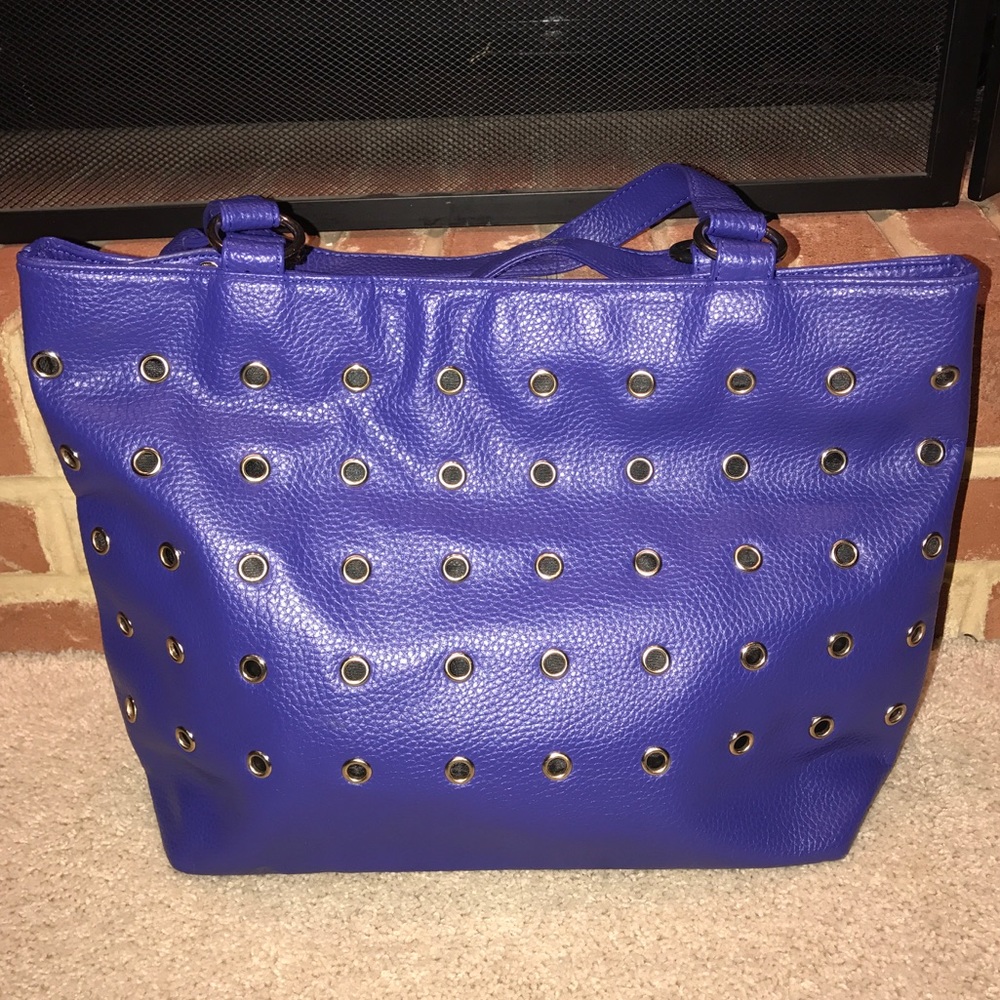 Charming Charlie Purse