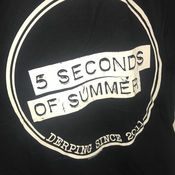 5 seconds of summer shirt - Picture 2 of 2