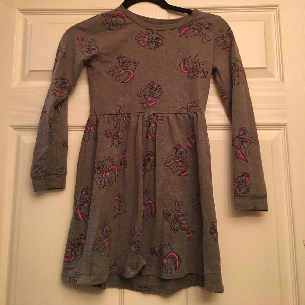 💥25% off 2 or more💋 Long sleeved dress