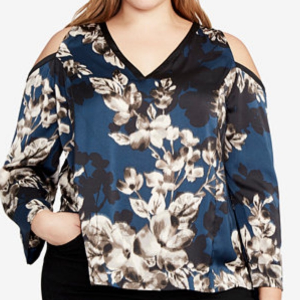 💲👗HP🛍Long sleeve cold shoulder blouse
