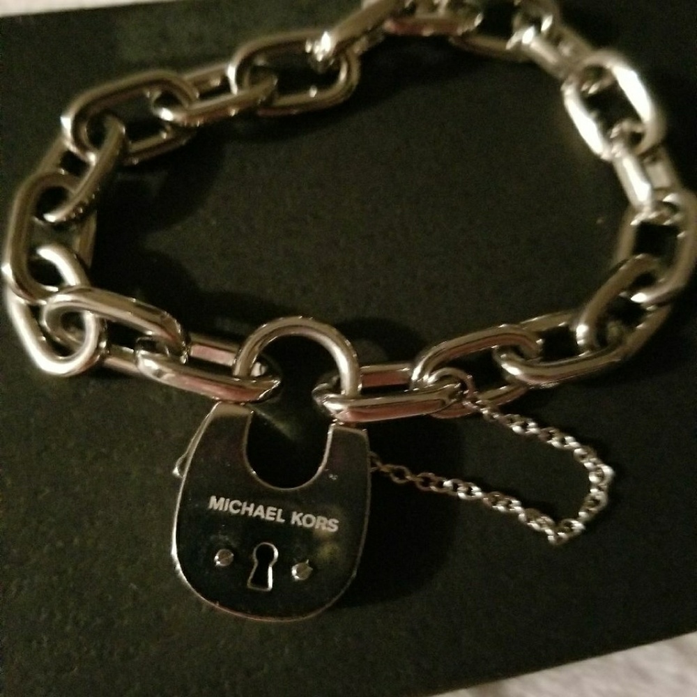 Authentic adjustable Michael Kors new bracelet - Picture 4 of 5