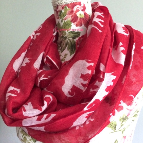 π Red Elephant Infinity Scarf Alabama Football - Picture 2 of 5