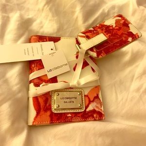 Liz Claiborne Travel Duo