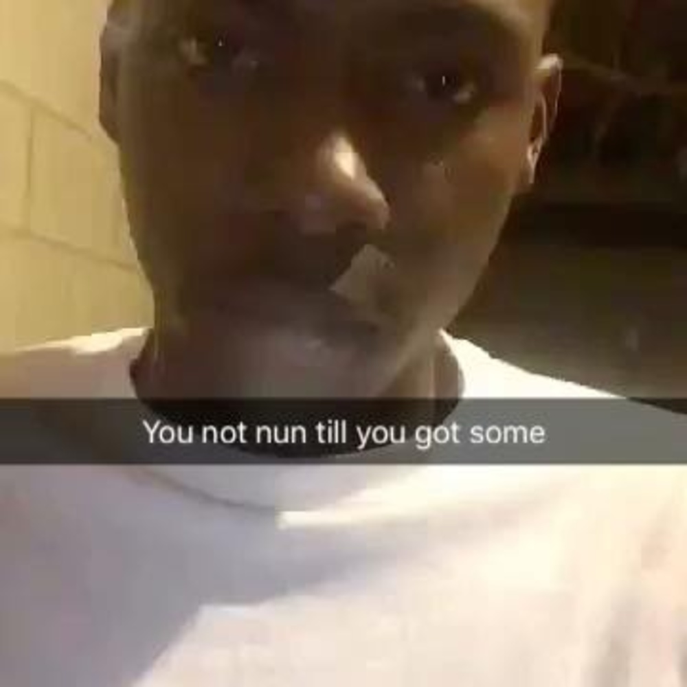 Meet your Posher, Traee