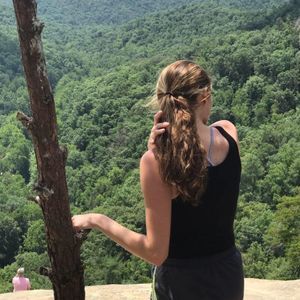 Meet your Posher, Tabitha