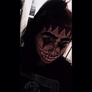 Meet your Posher, Valerie