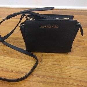 Michael Kors Saffiano Black leather Purse
