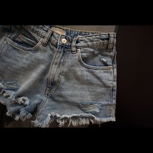 Zara trafaluc shorts