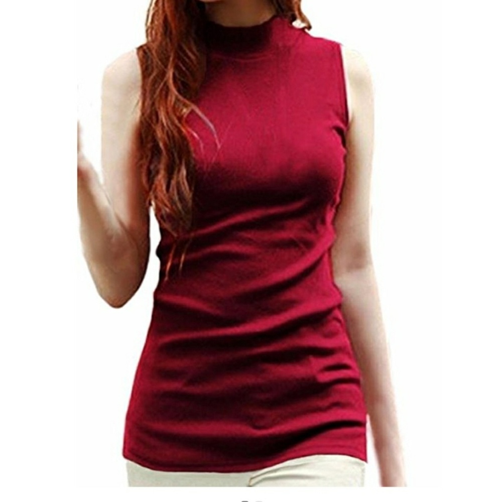 Women's solid plain tank.