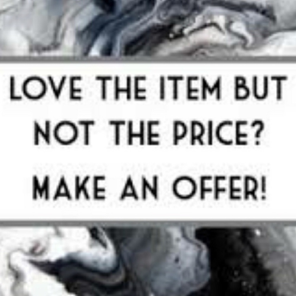 Check out my listings 💕 Make me an offer !!