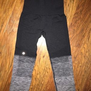 Lululemon Cropped pants
