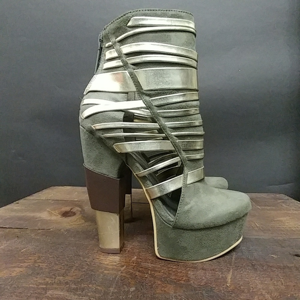 Michael Antonio Studio Mauldin bootie