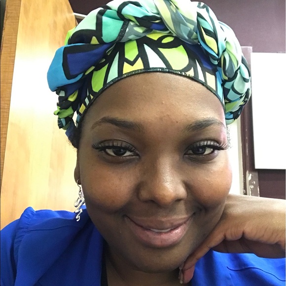 Meet your Posher, Jasmine - Picture 2 of 6