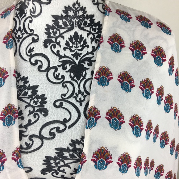 Show Me Your Mumu Bali Victorian Kimono - Picture 3 of 5