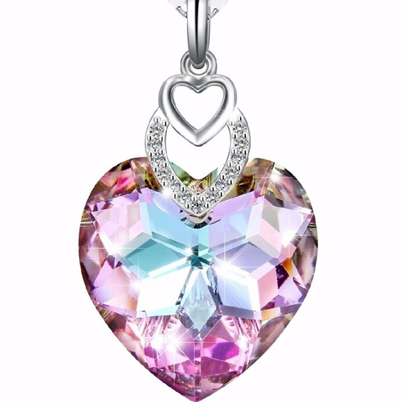 SOLD! Crystal Heart Pendant & Adjustable Chain - Picture 4 of 7