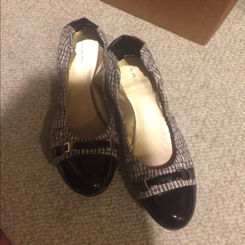 Tahari flats