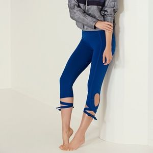 Free People Movement Turnout Legging Dark Blue M