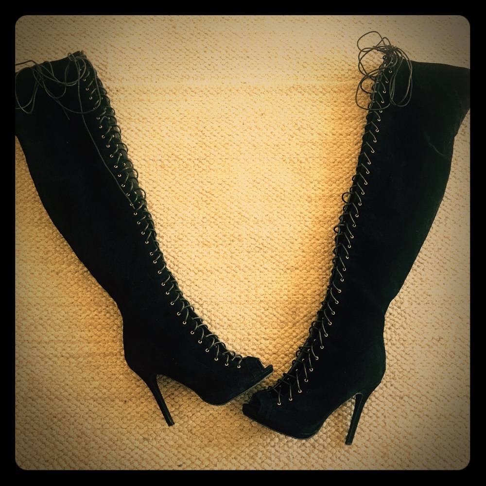 Thigh High Laced Opened Toe Boots