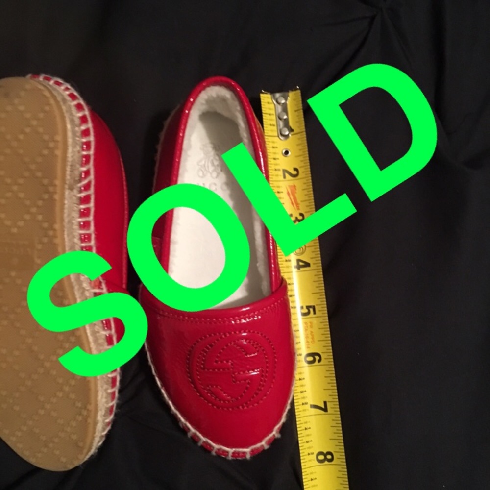 Authentic girls GUCCI shoes size 27 or 10.5