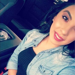 Meet your Posher, Marisol