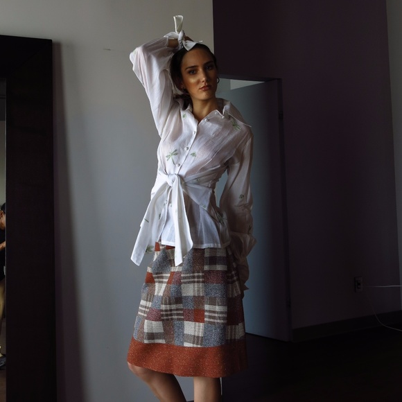 White Dragonfly Embroidery Tie-Front Blouse - Picture 2 of 2