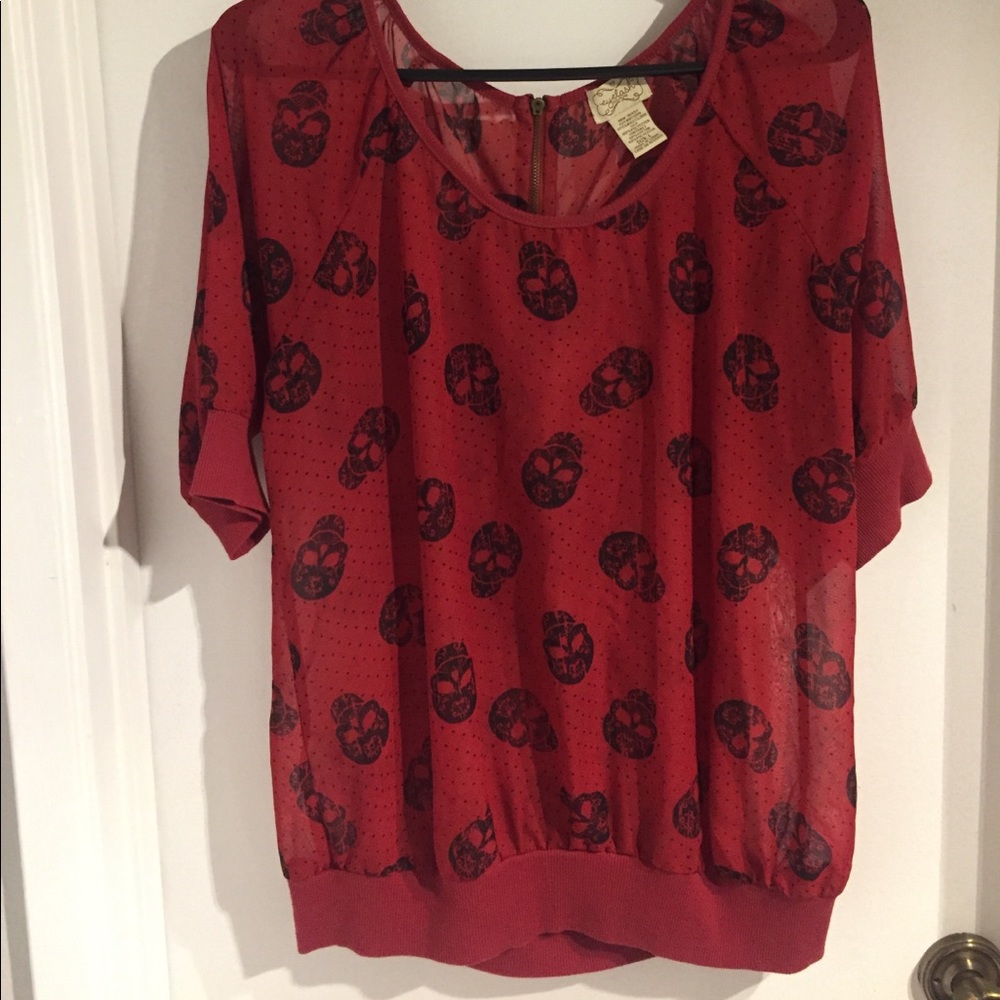 Skull shirt