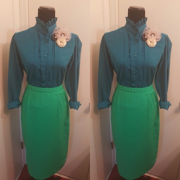 Vintage and modern clothing - Picture 5 of 8