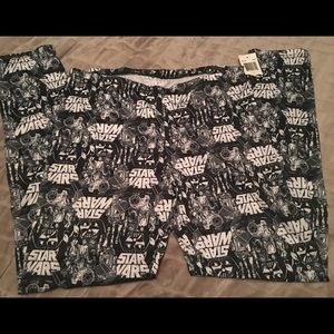 STAR WARS LEGGINGS - BNWT...XL