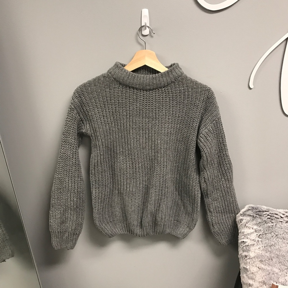 Romwe - Grey Sweater - Size Small