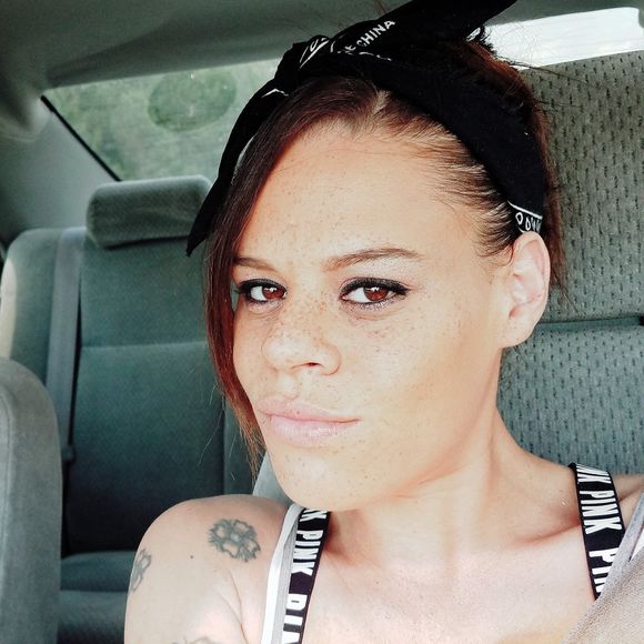 Meet your Posher, Ashley - Picture 1 of 1