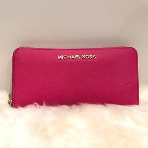 MICHAEL Michael Kors Jet Set Pink Wallet
