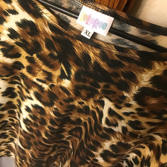 SOLD Lularoe UNICORN Leopard color block Irma XL - Picture 2 of 3