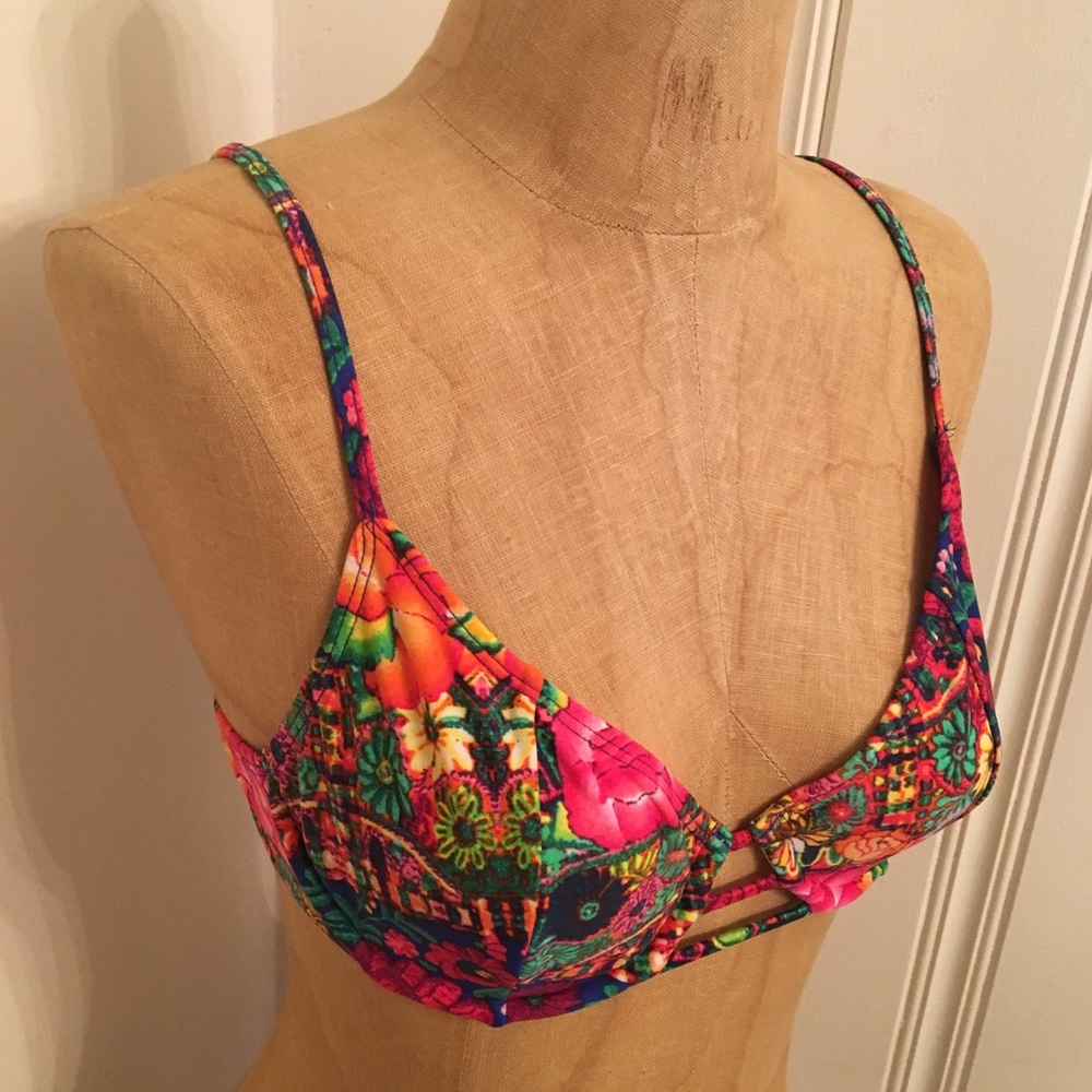 Vintage boho colorful underwire bikini top