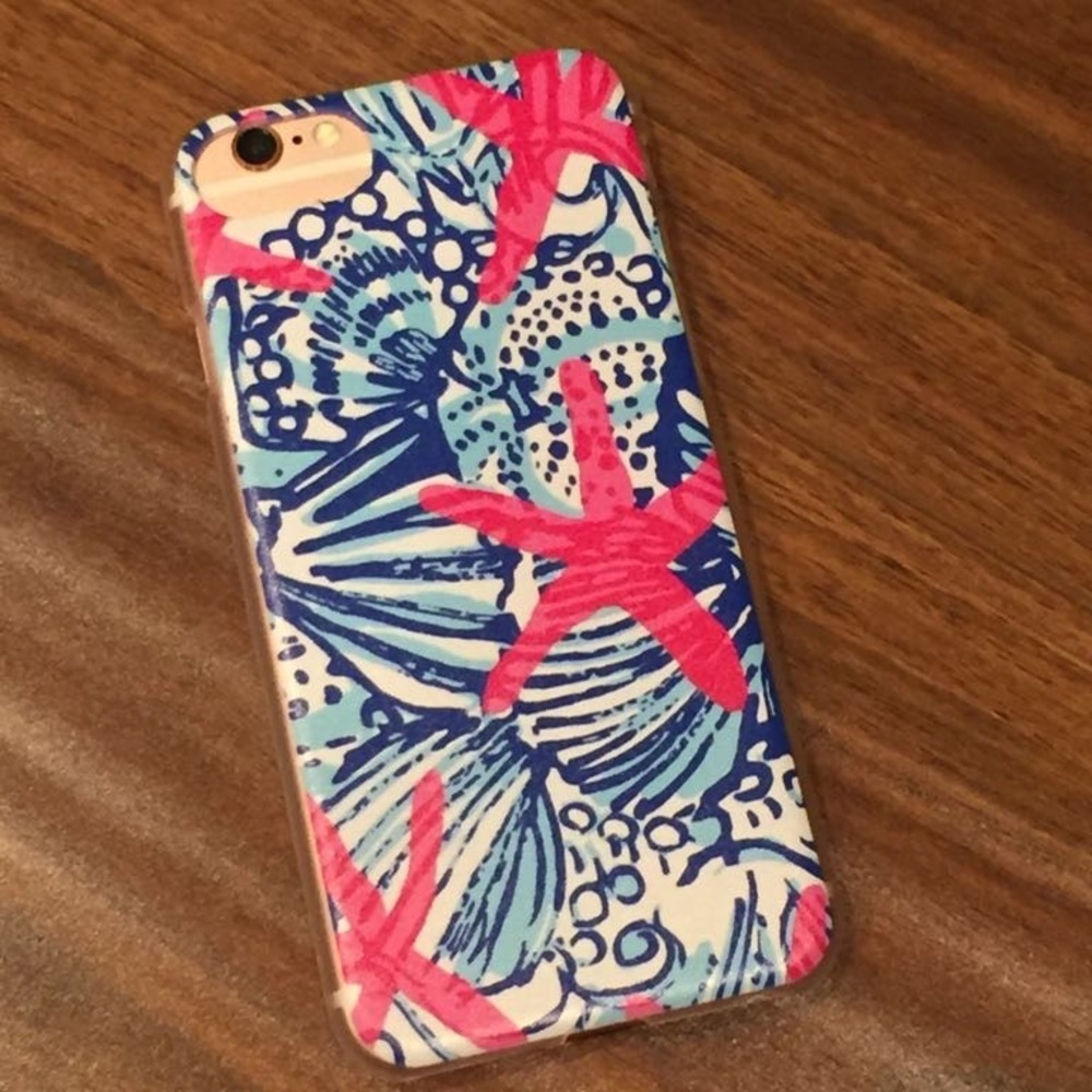 Lilly Pulitzer's "She Shells" print iphone case
