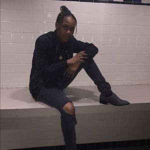 Meet your Posher, Diamond