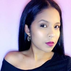 Meet your Posher, Alexandra