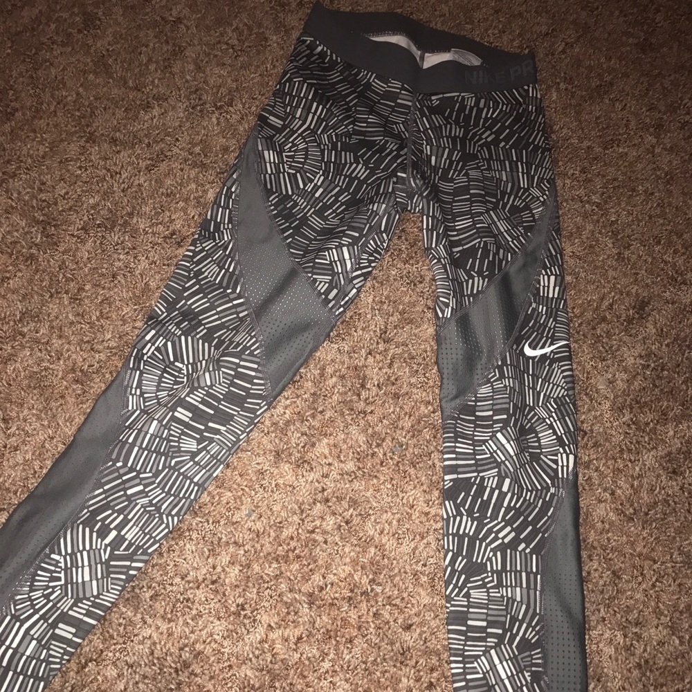 Nike leggings