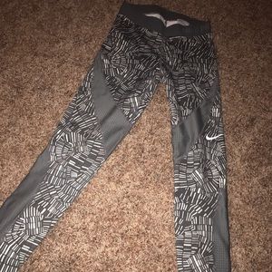 Nike leggings