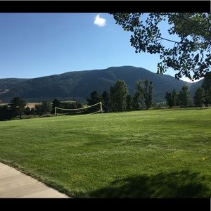 Meet your Posher, Jenyfer