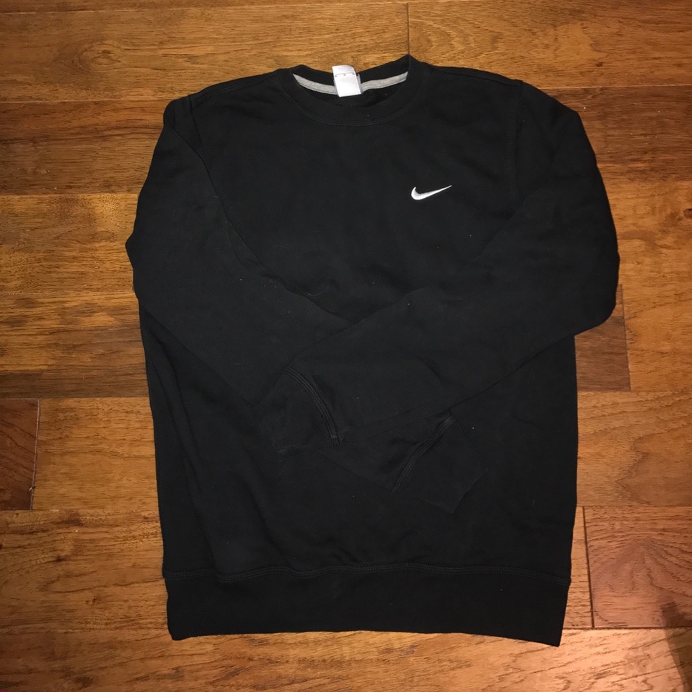 Men's Black Nike Pullover!!!