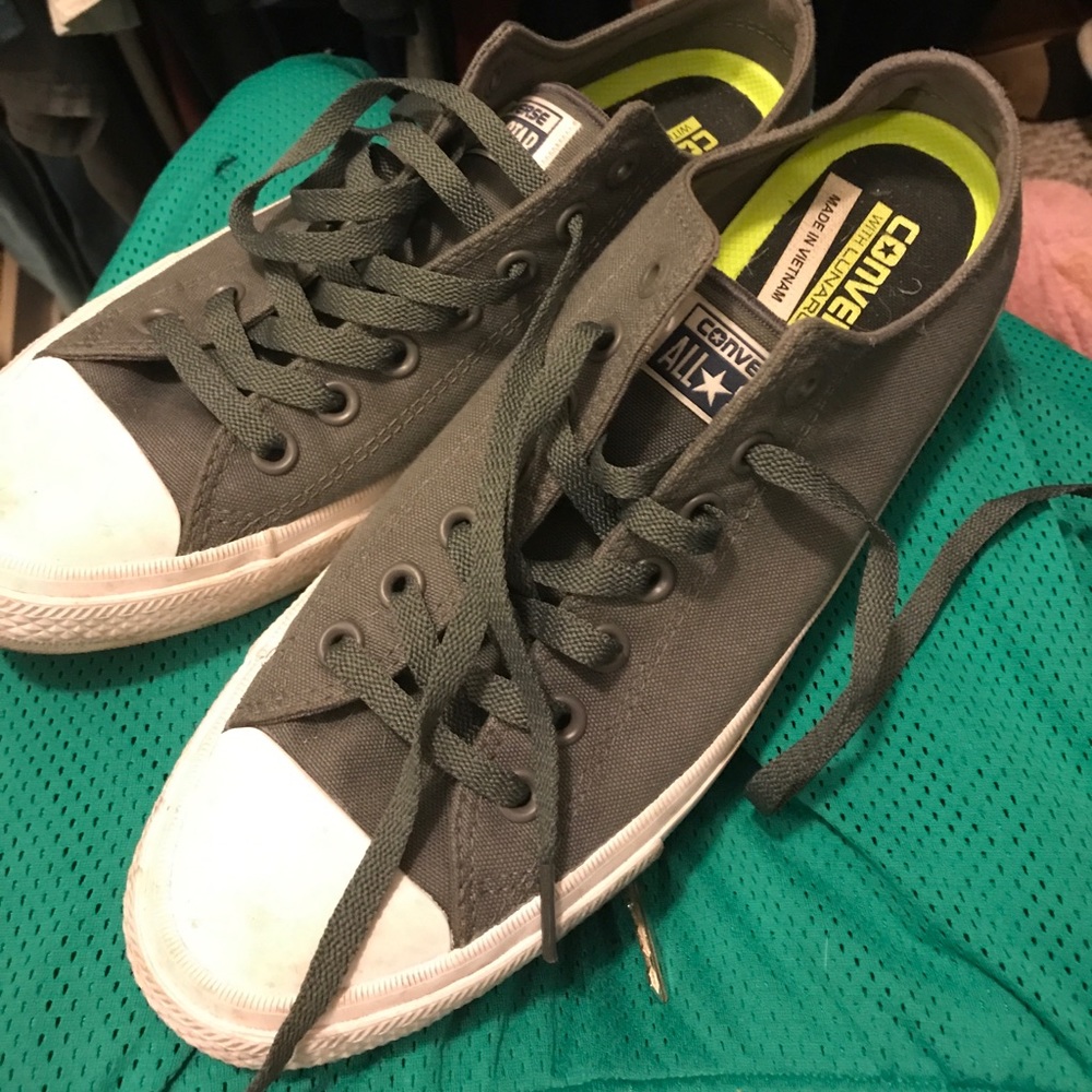 Converse 2 brand new
