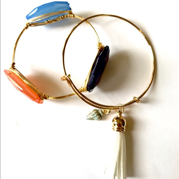 🔥2 x $25🔥 shell two bangle set. - Picture 2 of 3