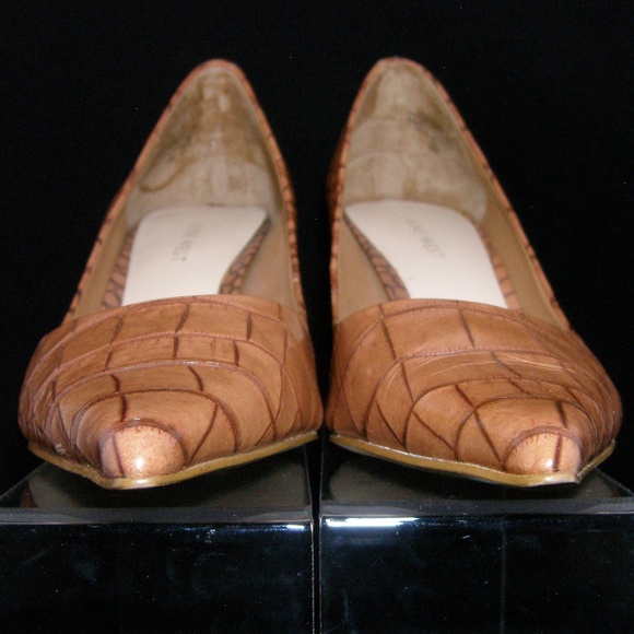 Nine West 'Nuncio' reptile print pointed pumps 9M - Picture 2 of 8