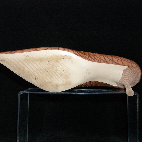 Nine West 'Nuncio' reptile print pointed pumps 9M - Picture 8 of 8