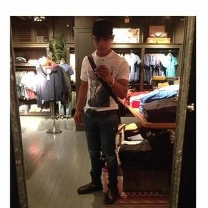 Meet your Posher, Juan