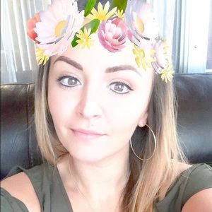 Meet your Posher, Emina